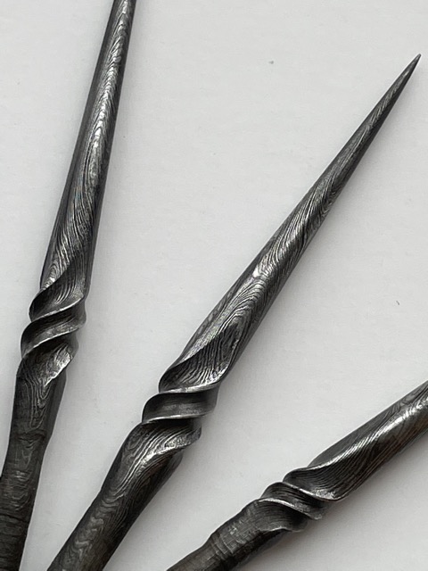 Twisted Damascus steel for awls