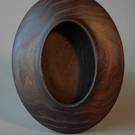 Oval turning